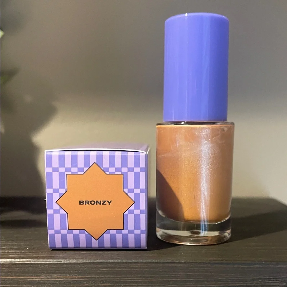 Youth Foria Date Night Skin Tint Serum-Bronzy